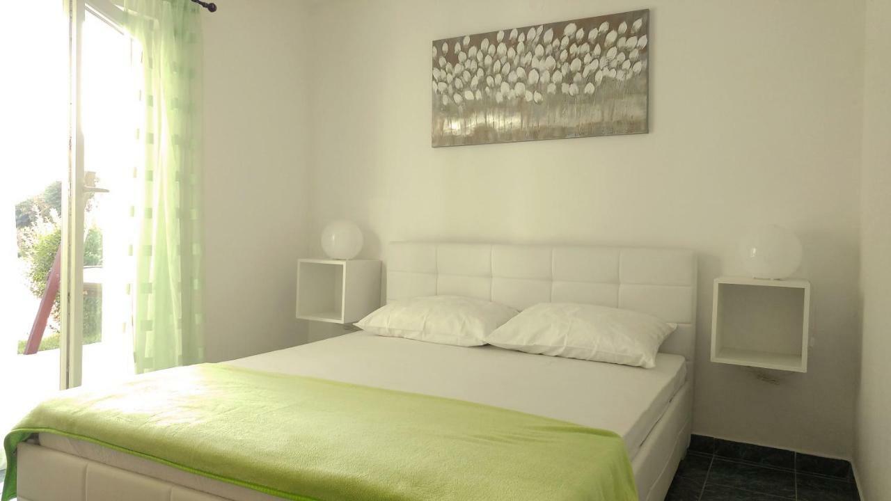 Apartmani Kastelan Barbat na Rabu Extérieur photo