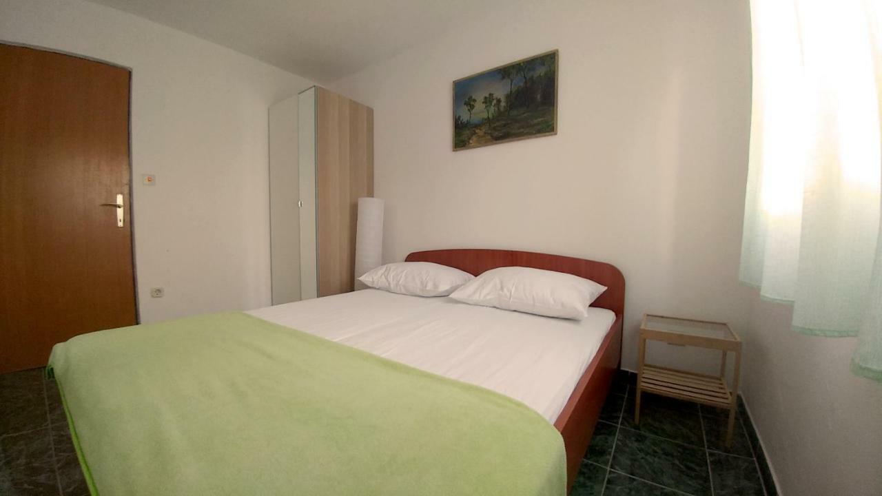 Apartmani Kastelan Barbat na Rabu Extérieur photo
